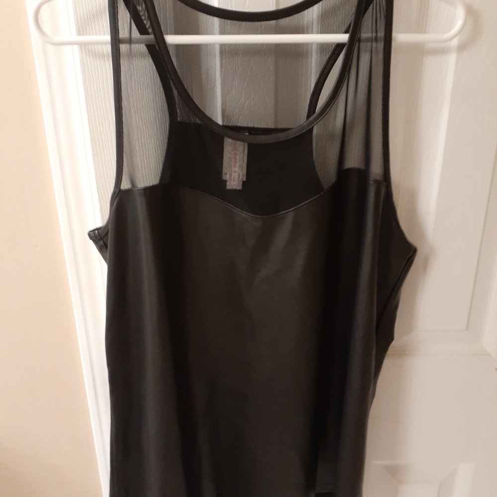 Faux leather & mesh swing top